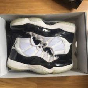 Jordan 11 White